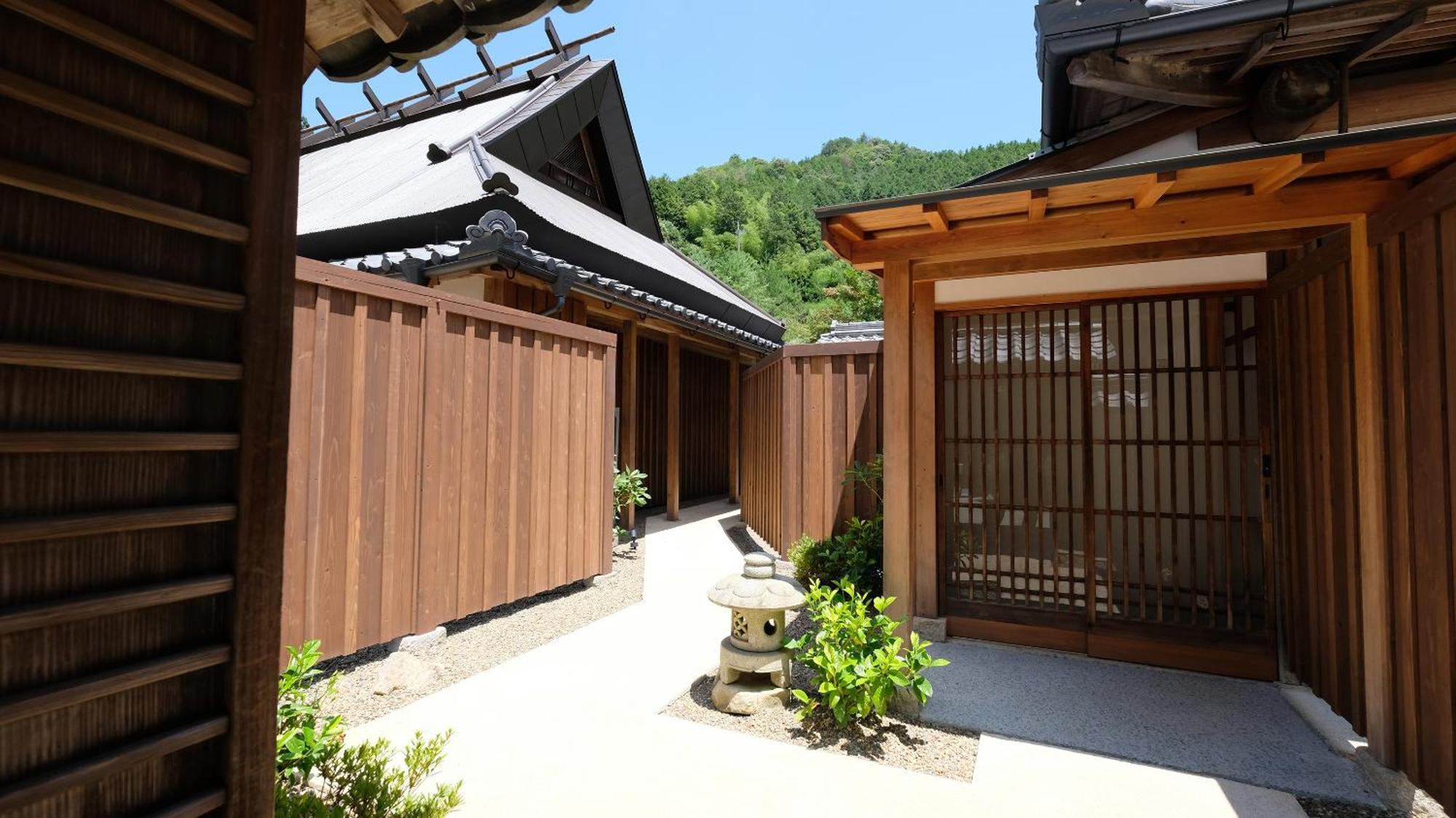 Satoyama Hotel Kanenone Tamba 마이바라 외부 사진